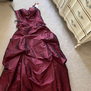 Bill levkoff size 14 never worn bridesmaid dress.  Floor length, black satin tie
